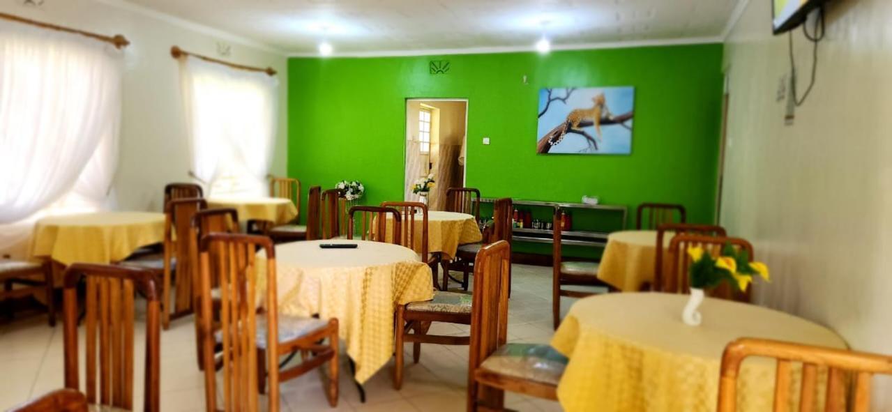 Sparkles Resort Meru Dış mekan fotoğraf